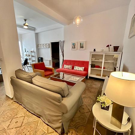 Acogedor Apt 8Pax 4Bdr 2Bth - Cozyhomesevilla1 Kültér fotó