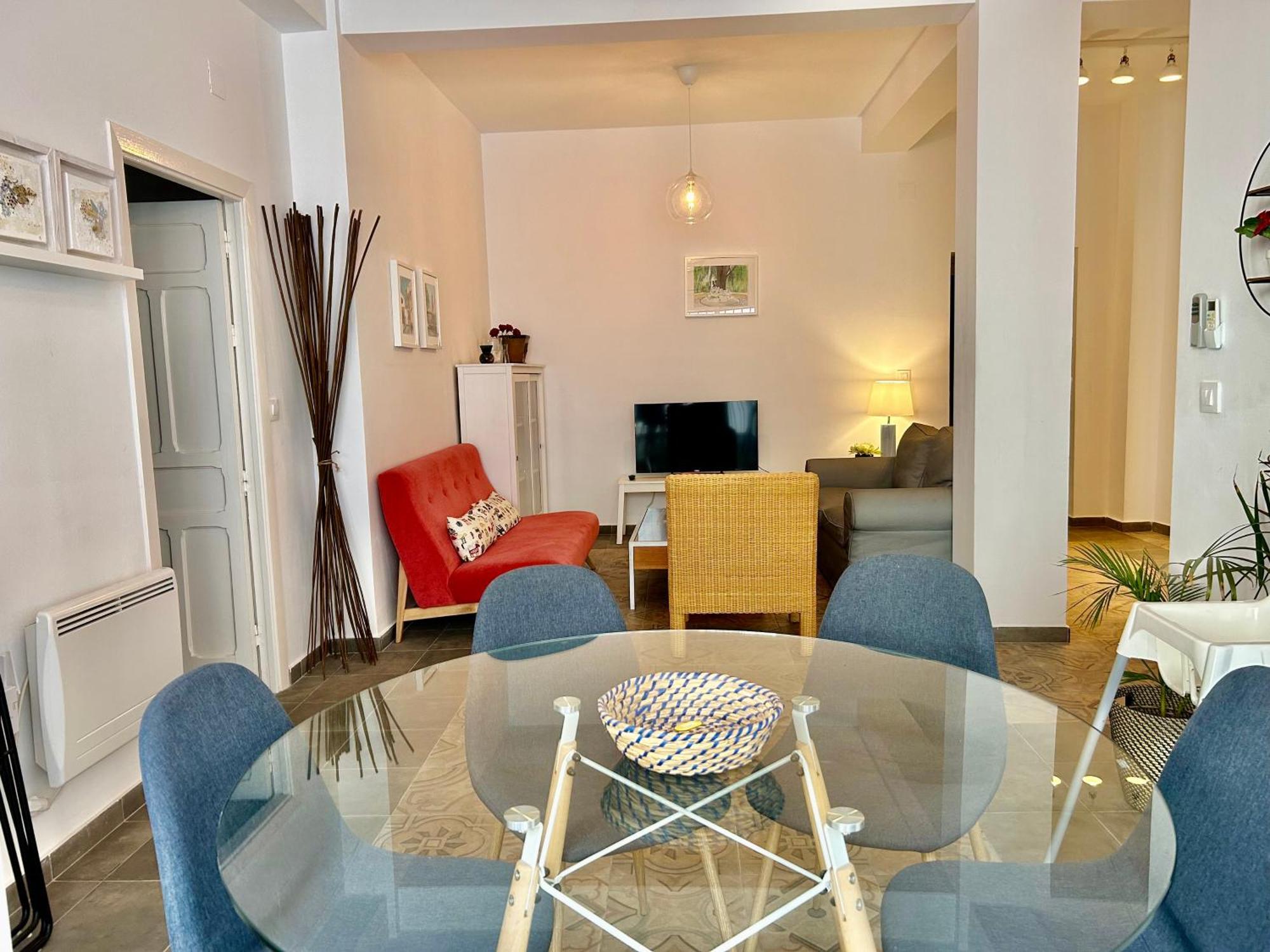 Acogedor Apt 8Pax 4Bdr 2Bth - Cozyhomesevilla1 Kültér fotó