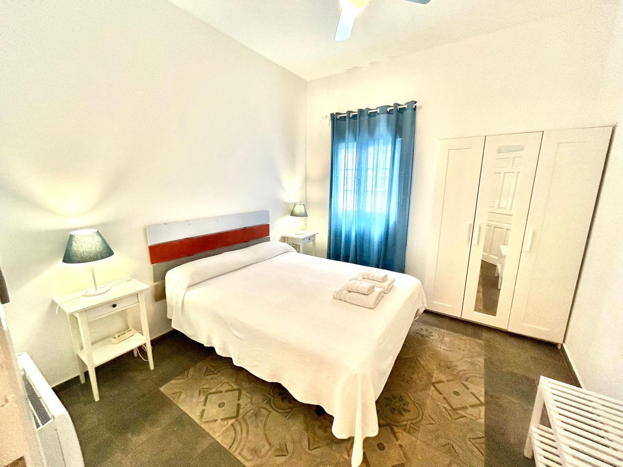 Acogedor Apt 8Pax 4Bdr 2Bth - Cozyhomesevilla1 Kültér fotó